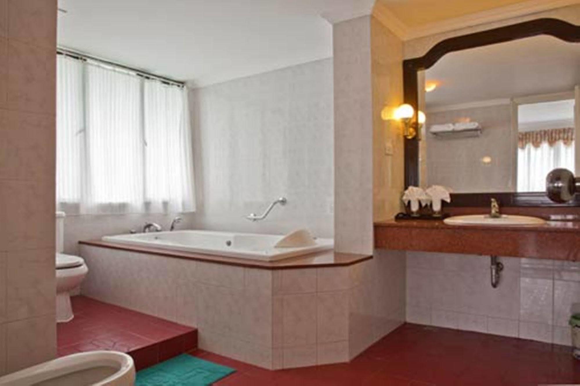 Green Park Hotel Hanoi Zewnętrze zdjęcie