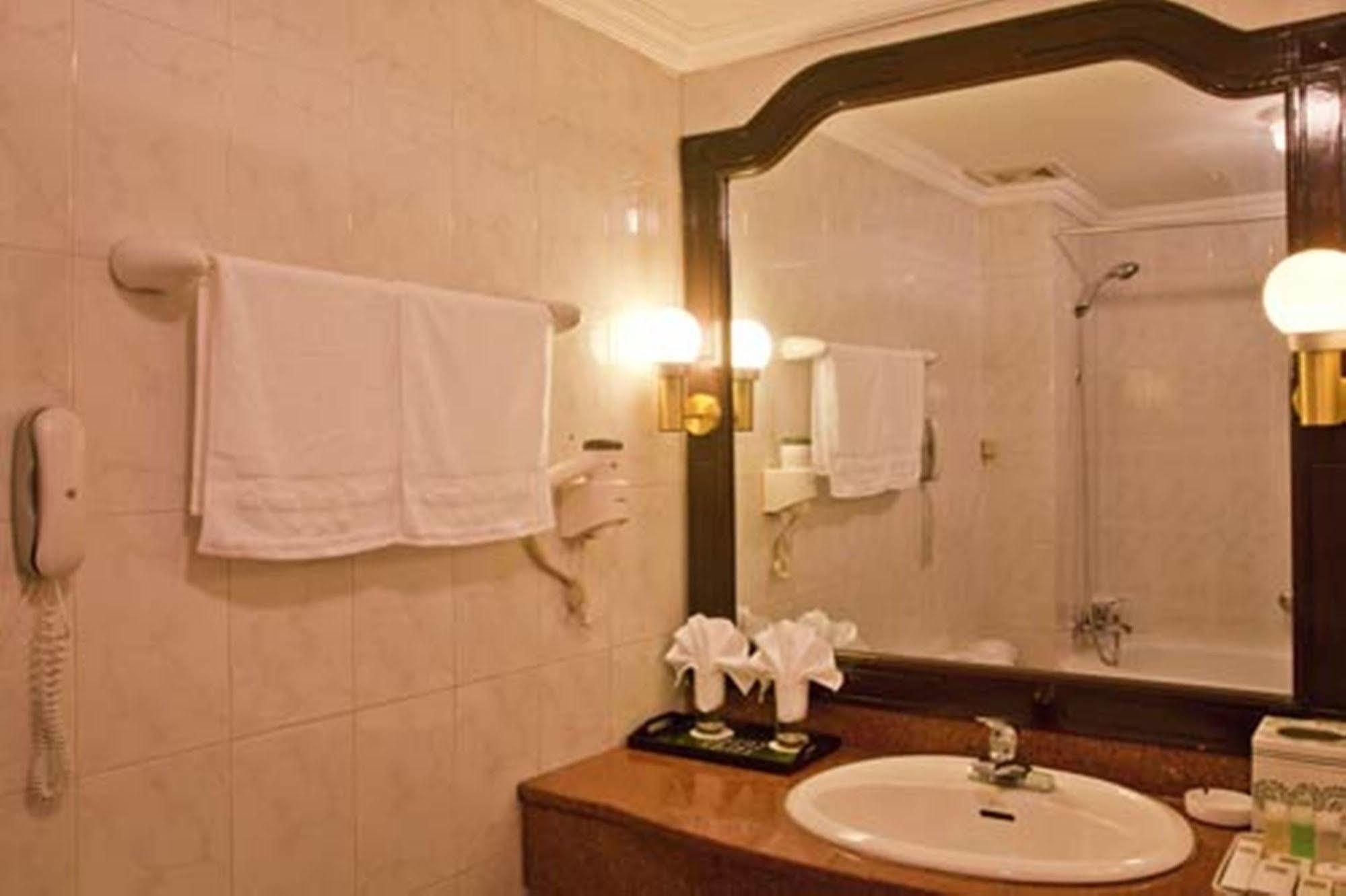 Green Park Hotel Hanoi Zewnętrze zdjęcie