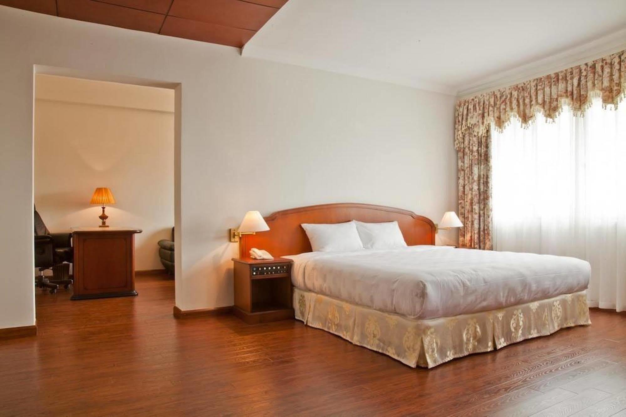 Green Park Hotel Hanoi Zewnętrze zdjęcie